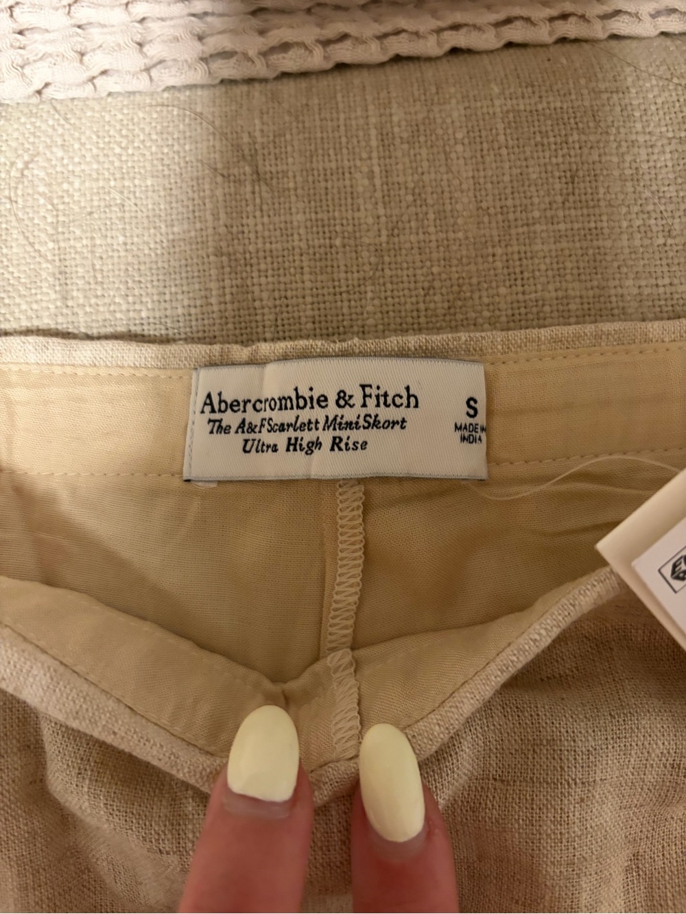 Abercrombie & Fitch Scarlett Linen-blend Mini Scott - Picture 2 of 5